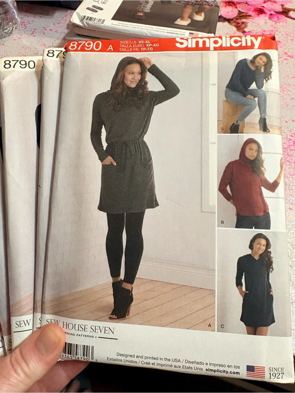 BN UNCUT SIMPLICITY 8790 A SEWING PATTERNS